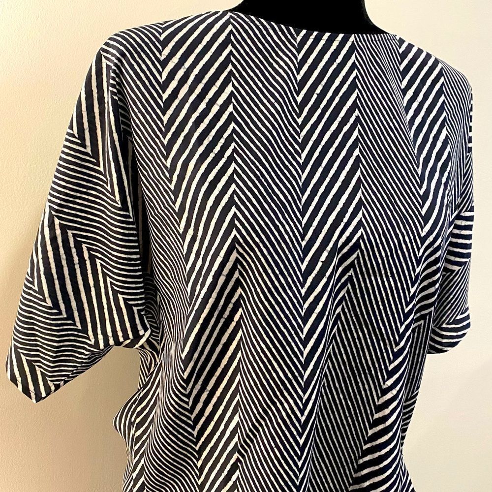 MK Striped Blouse - Picture 3 of 5